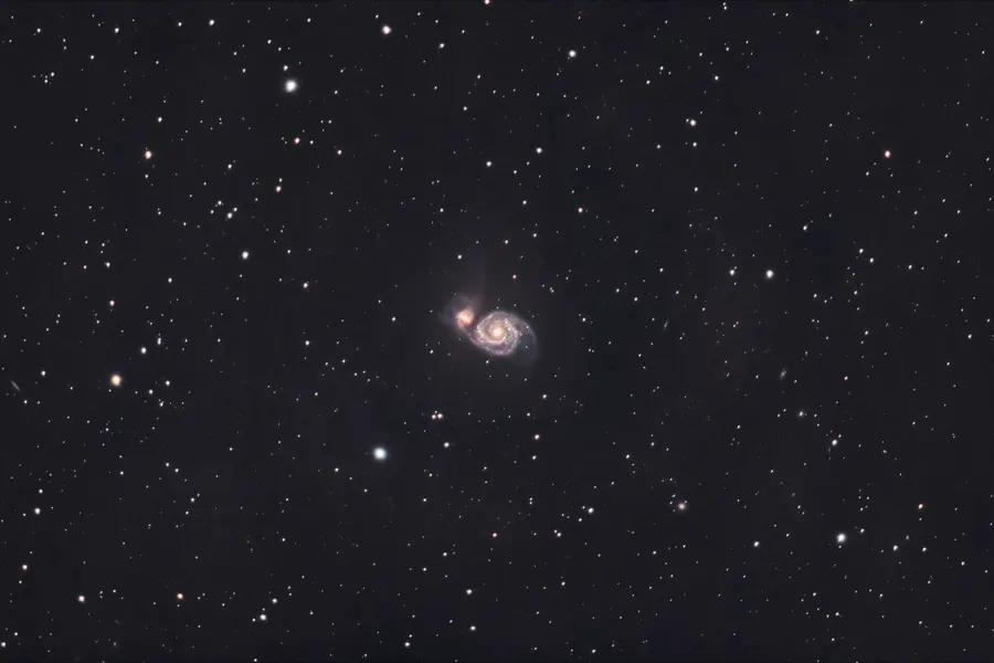 Whirlpool galaxy M51 | 74 min total time (85 sec subs) | dark+flats calibration | 800mm | F/9 | 1600 ISO | Canon EOS R + 200-800mm RF lens