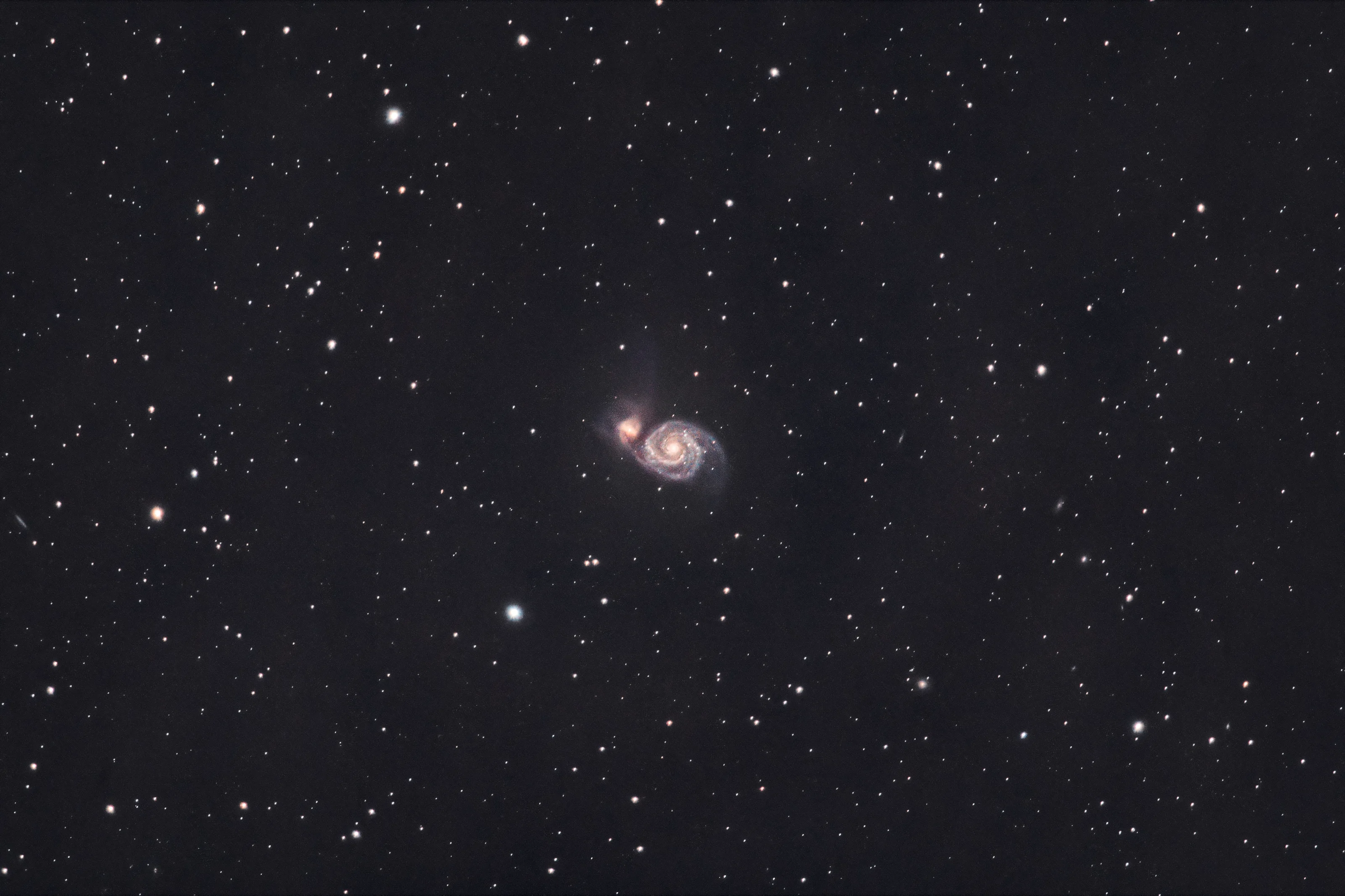 Whirlpool galaxy M51 | 74 min total time (85 sec subs) | dark+flats calibration | 800mm | F/9 | 1600 ISO | Canon EOS R + 200-800mm RF lens