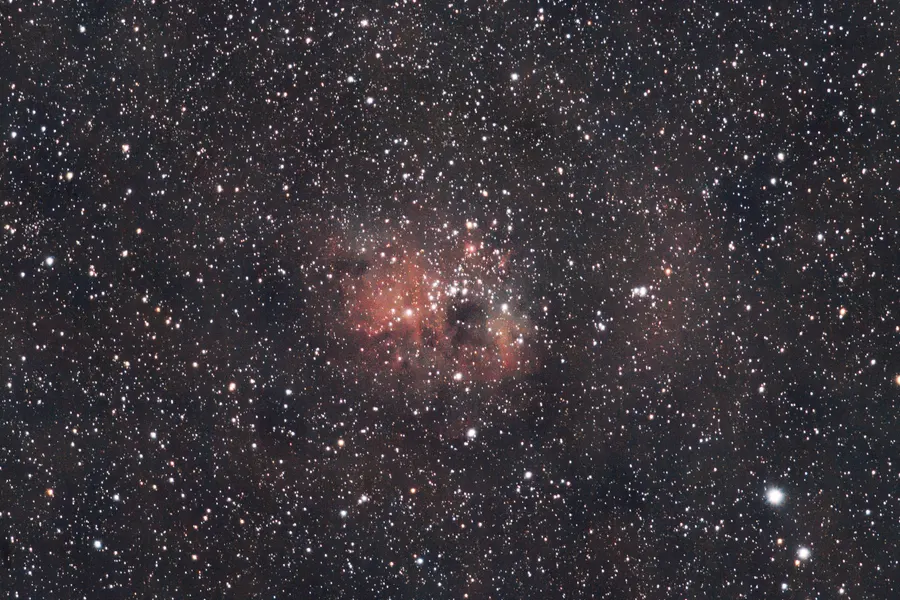 Tadpole nebula NGC1893 | 90 min total time (180 sec subs) | dark+flats calibration | 800mm | F/9 | 640 ISO | Canon EOS R + 200-800mm RF lens